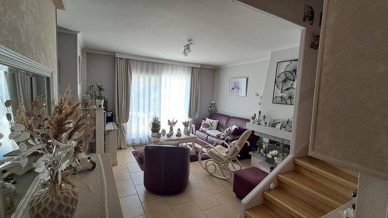 Maison - 88 m² - 4 pièces