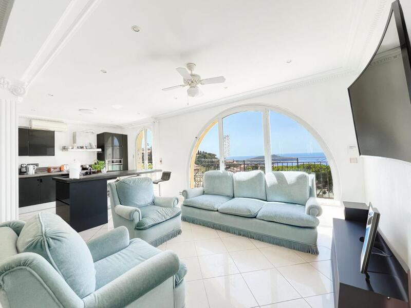 Villa - 360 m² - 9 pièces