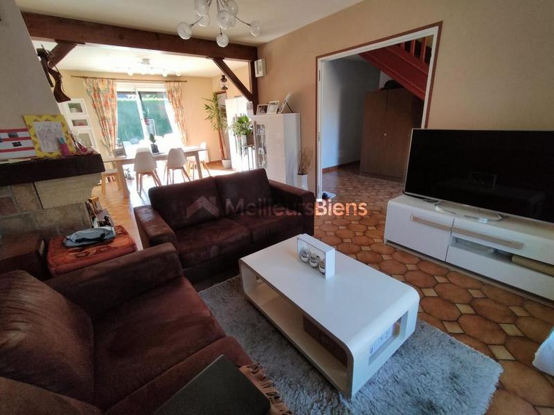 Maison - 121 m² - 6 pièces