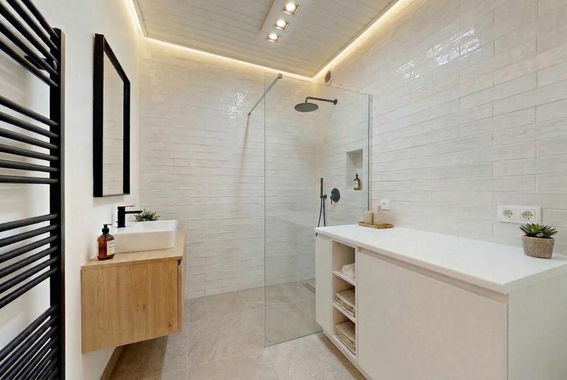 Immeuble - 87 m² - 5 pièces