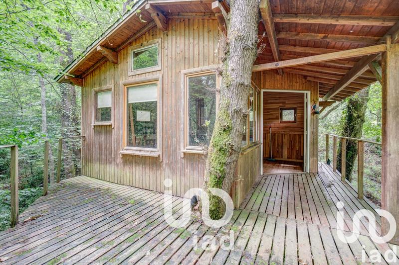 Maison - 210 m² - 7 pièces