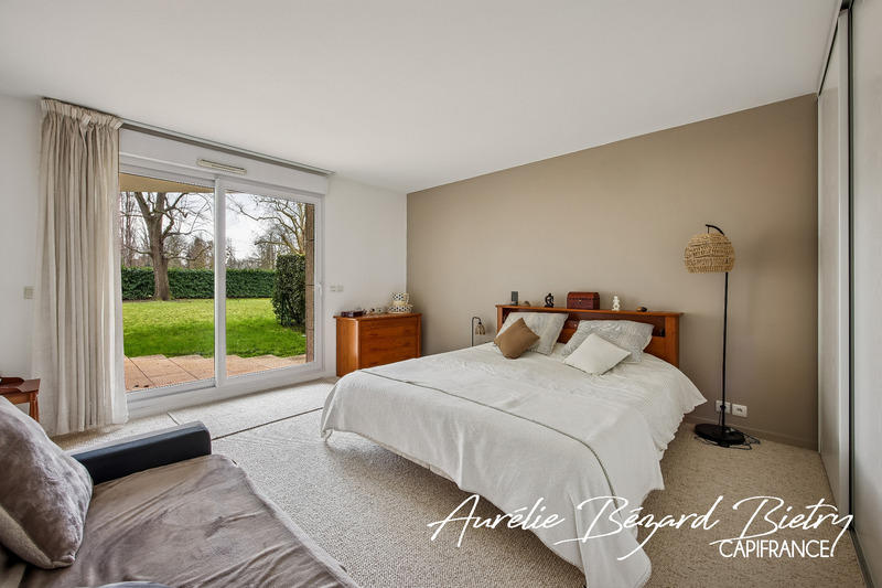 Appartement - 167 m² - 6 pièces