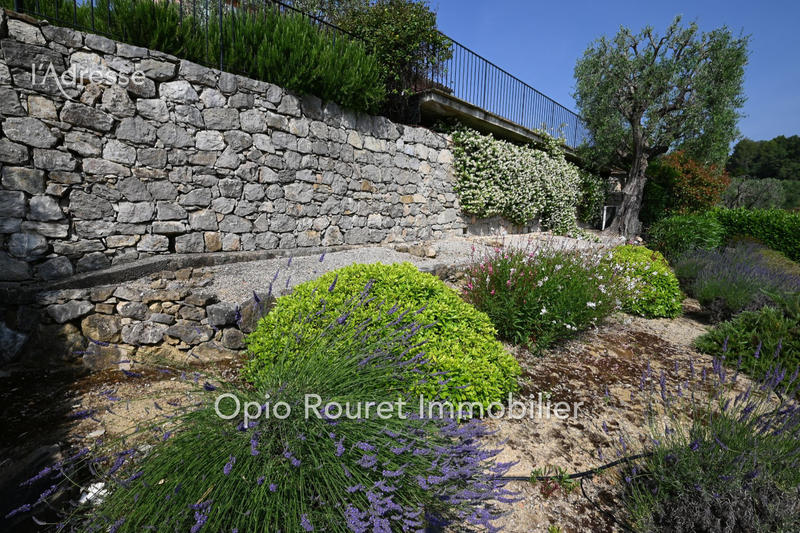 Maison - 195 m² - 7 pièces