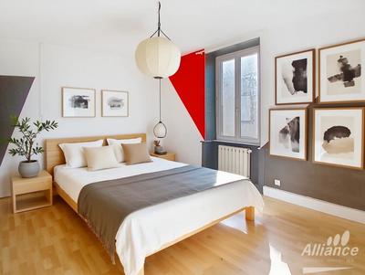 Appartement - 104 m² - 4 pièces