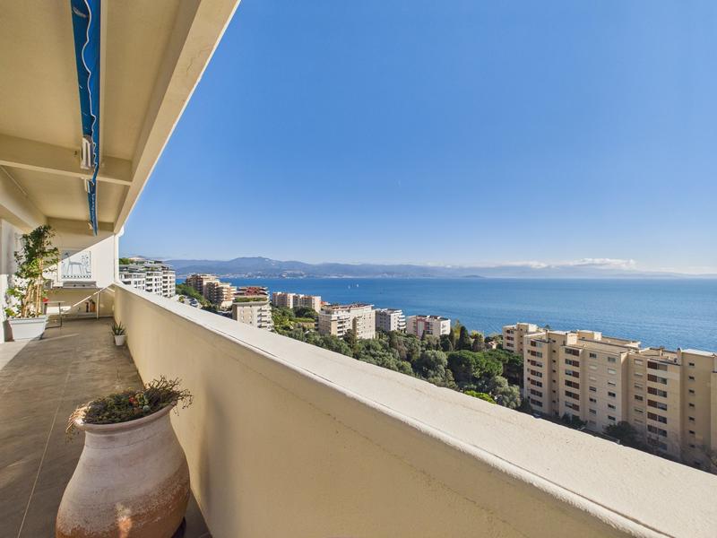 Appartement - 116 m² - 4 pièces