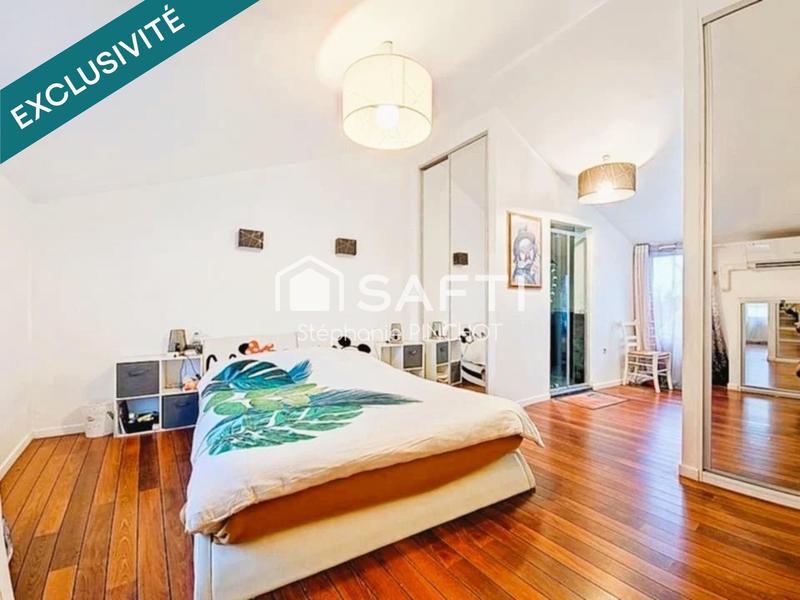 Maison - 128 m² - 7 pièces