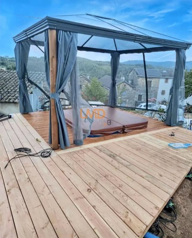 Maison de bois - 75 m² - 3 pièces