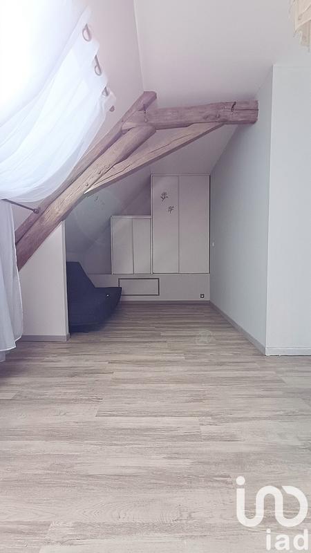 Maison - 222 m² - 9 pièces