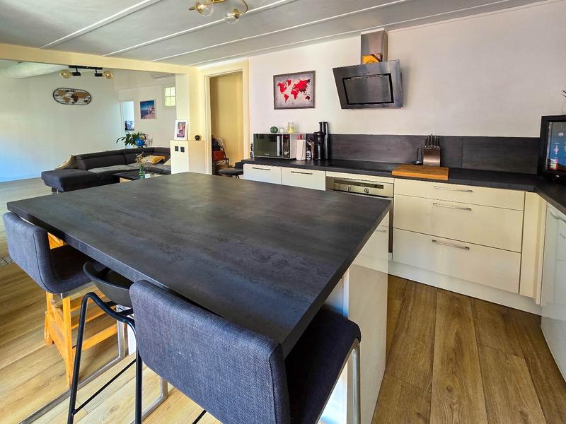 Appartement - 97 m² - 4 pièces