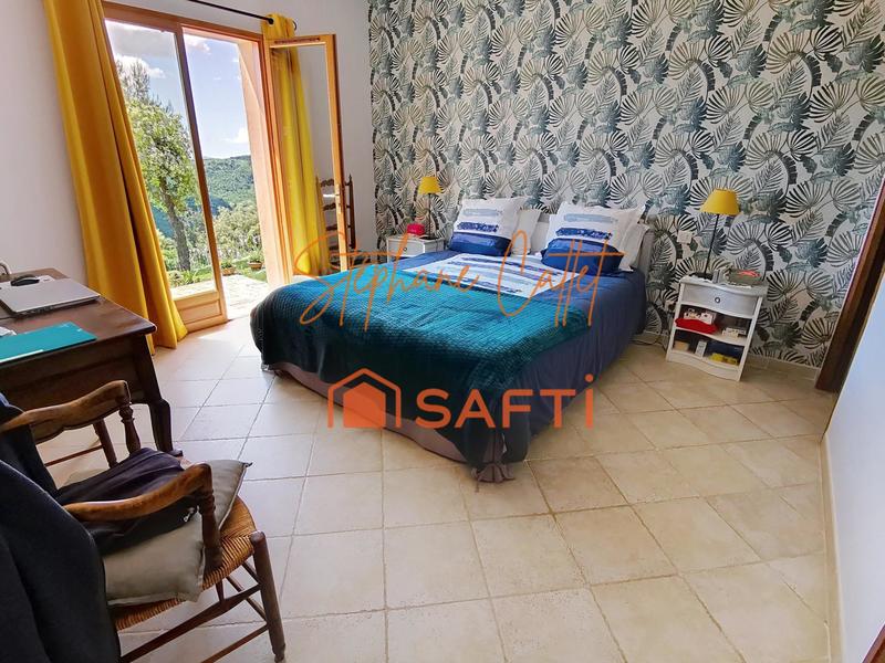 Villa - 165 m² - 5 pièces