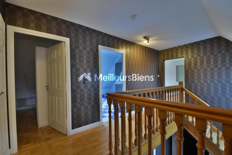 Maison - 175 m² - 6 pièces