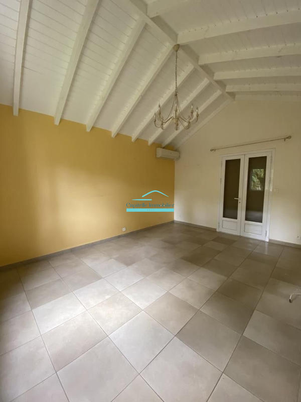 Villa - 168 m² - 5 pièces