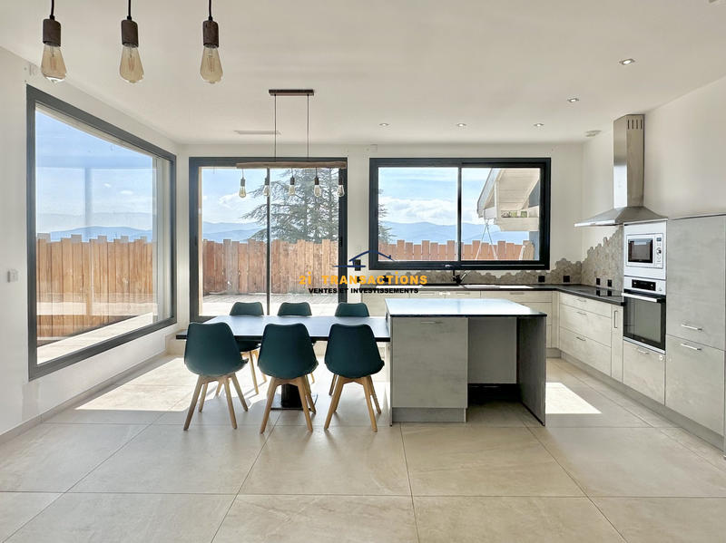 Appartement - 103 m² - 4 pièces