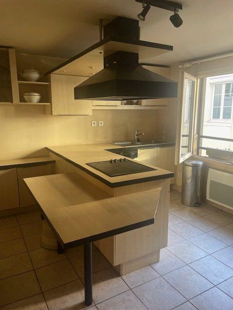 Appartement - 128 m² - 4 pièces