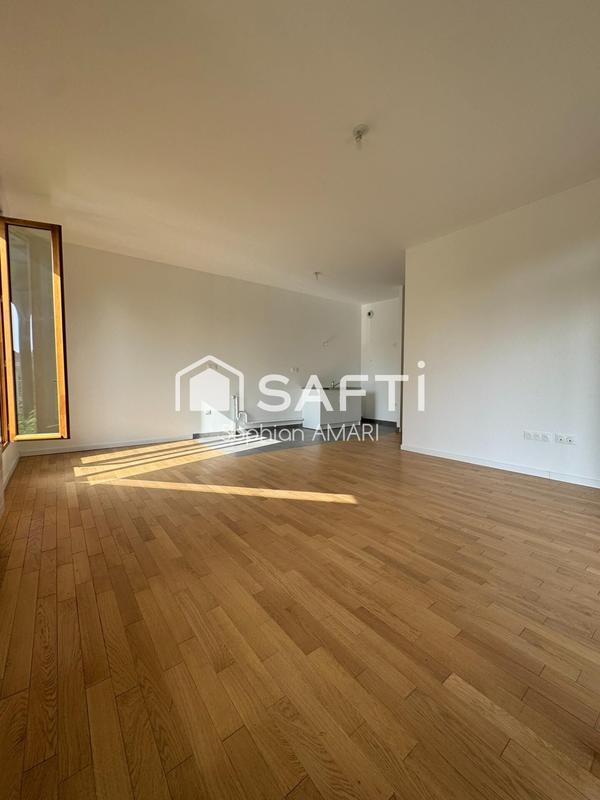 Appartement - 80 m² - 4 pièces