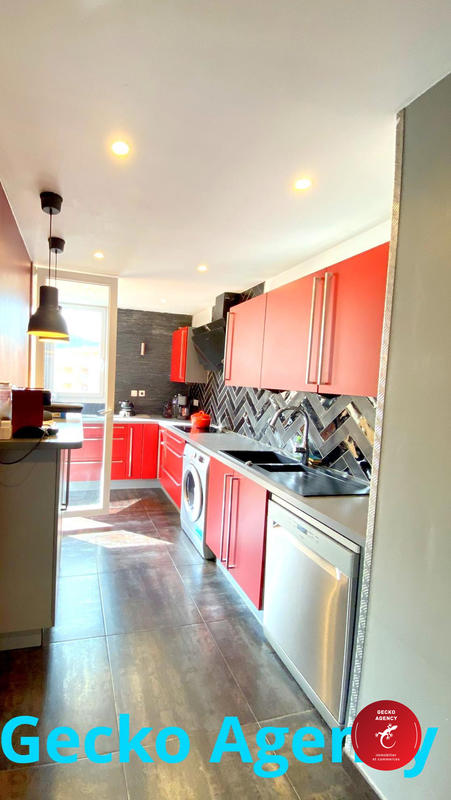 Appartement - 66 m² - 3 pièces