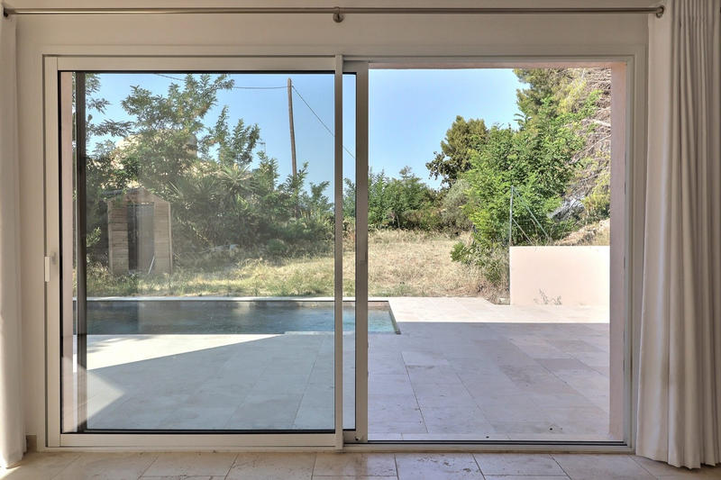 Maison traditionnelle - 174 m² - 7 pièces