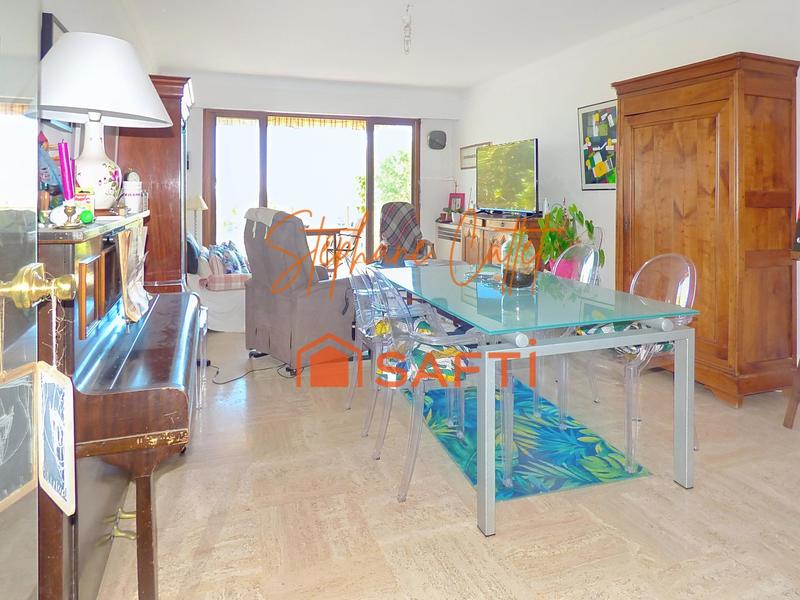 Appartement - 98 m² - 4 pièces