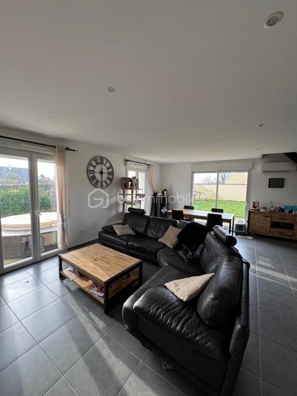 Maison - 150 m² - 8 pièces