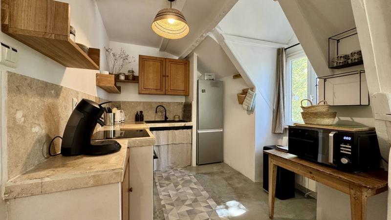 Corps de ferme - 250 m² - 11 pièces