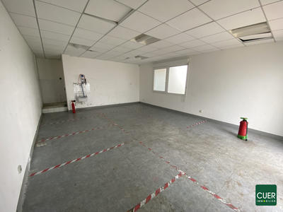 Local commercial - 220 m²