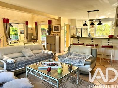 Maison - 159 m² - 6 pièces