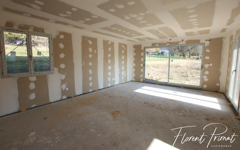 Maison - 111 m² - 6 pièces