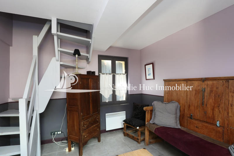 Propriété - 956 m² - 20 pièces