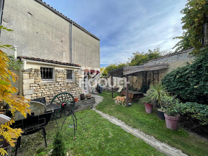 Maison - 84 m² - 4 pièces