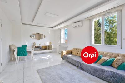 Maison - 176 m² - 6 pièces