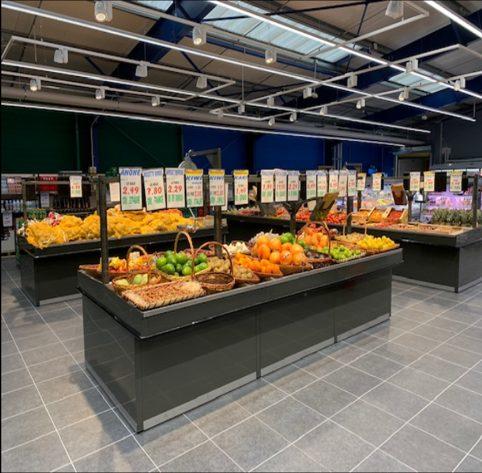 Local commercial - 2 500 m²