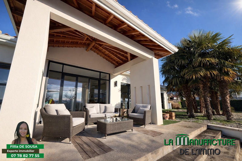 Villa - 202 m² - 7 pièces