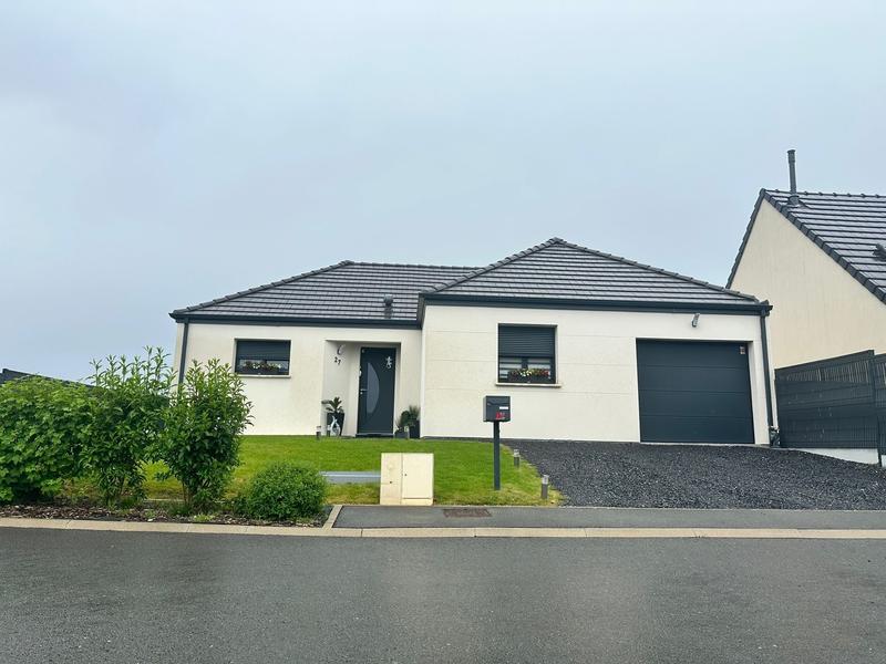 Maison - 93 m² - 4 pièces