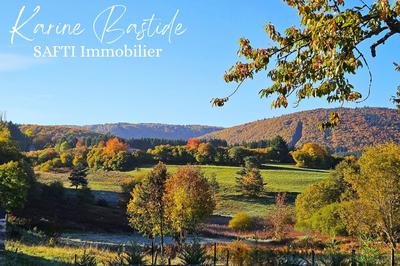 Maison - 95 m² - 7 pièces