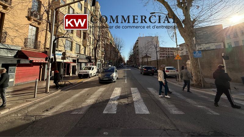 Fonds de commerce - Magasins - 70 m²