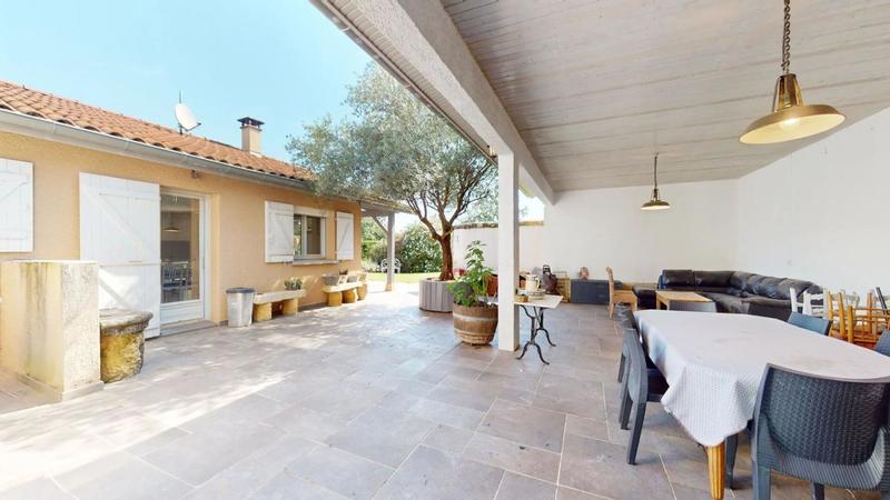 Maison - 187 m² - 5 pièces