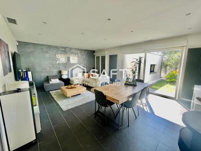 Maison - 125 m² - 5 pièces