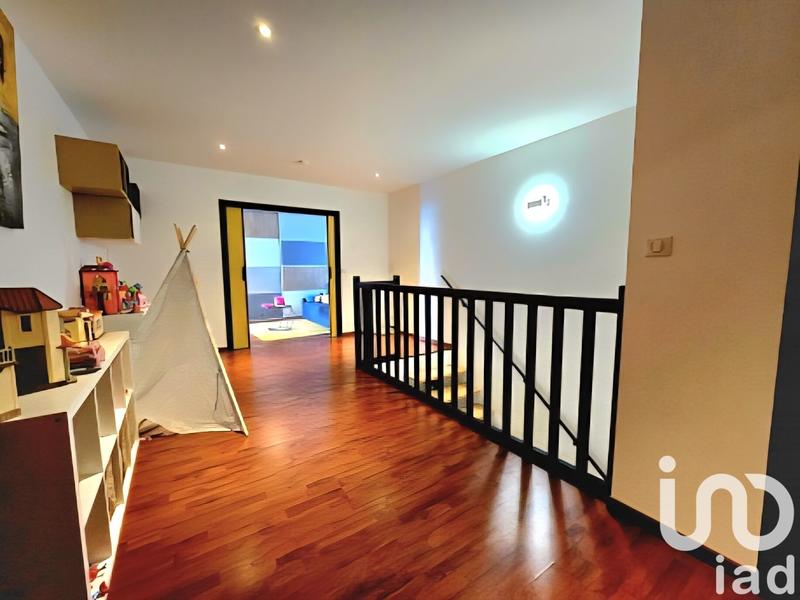 Maison de maîtres - 375 m² - 9 pièces