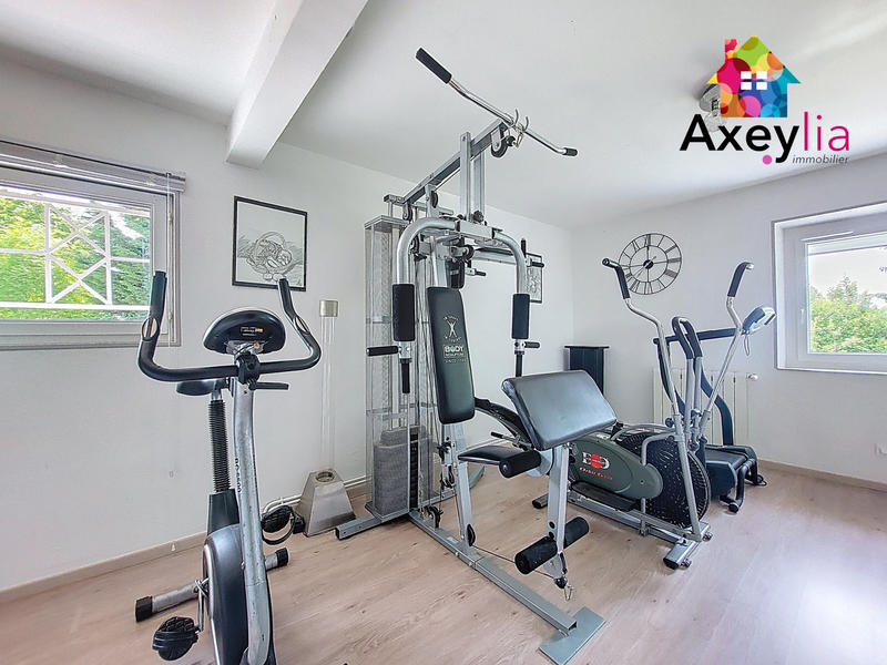 Maison - 197 m² - 7 pièces