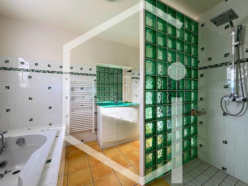 Maison - 125 m² - 4 pièces