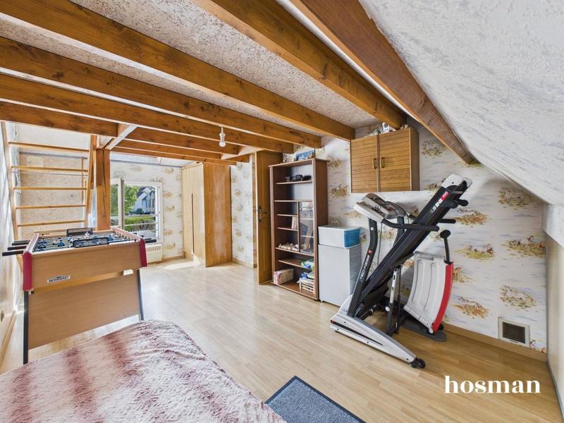 Maison - 97 m² - 5 pièces