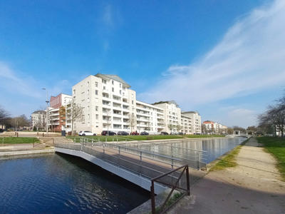 Appartement - 80 m² - 4 pièces