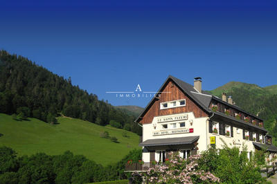 Fonds de commerce - 1 180 m²