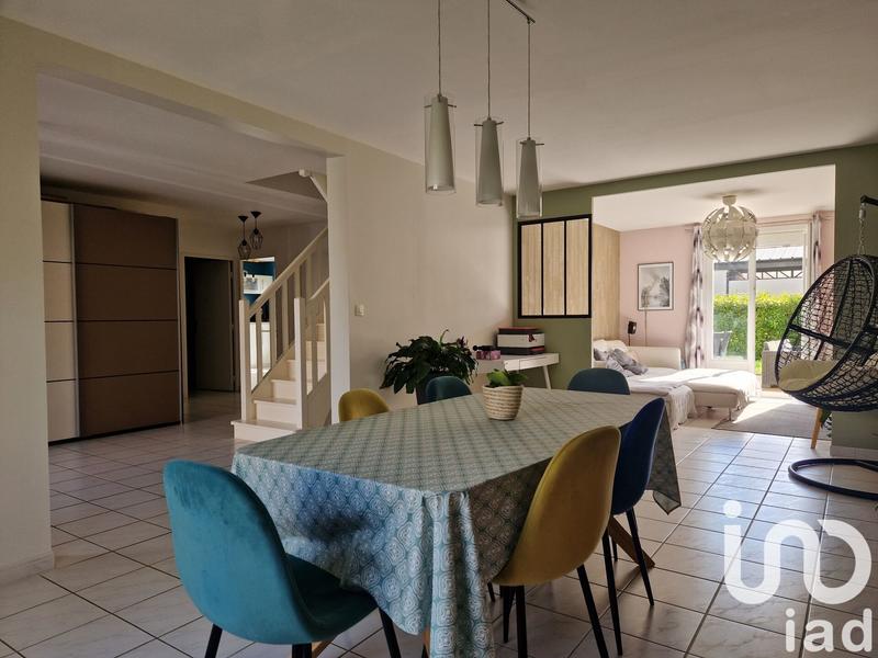 Maison - 166 m² - 7 pièces