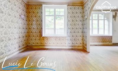 Maison - 177 m² - 8 pièces