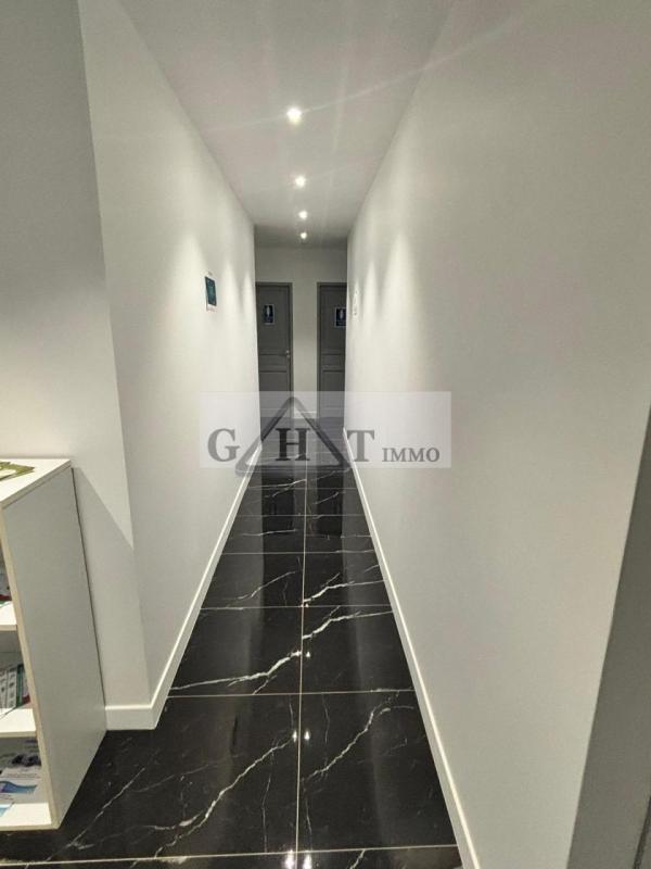 Entrepôt - 1 170 m²