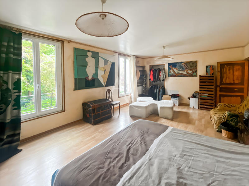 Maison - 202 m² - 6 pièces