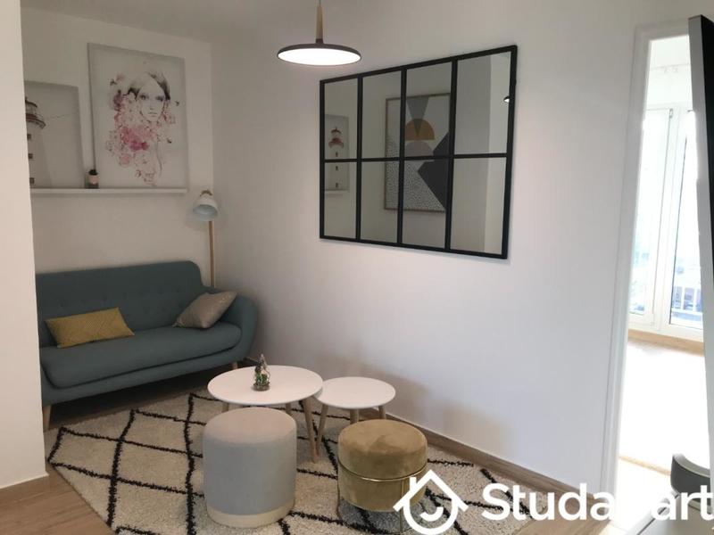 Chambre - 13 m² - 1 pièce