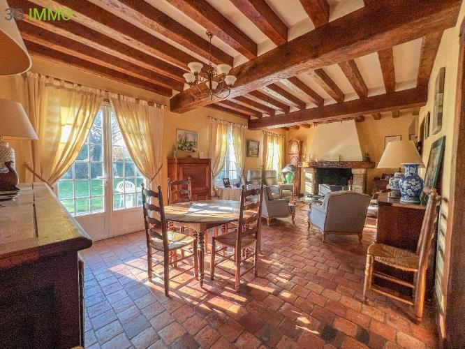 Maison - 187 m² - 6 pièces