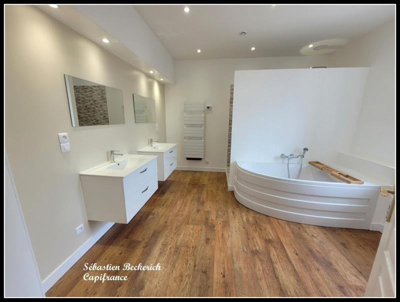 Maison bourgeoise - 211 m² - 8 pièces